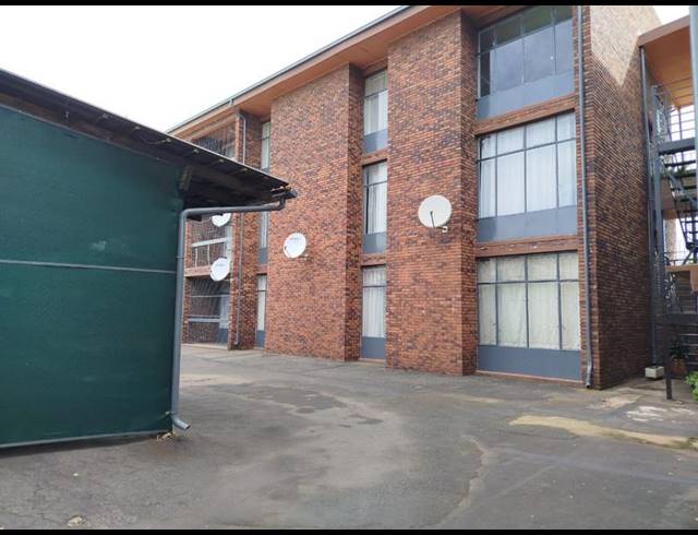 2 BEDROOM APARTMENT FOR SALE IN HADDON